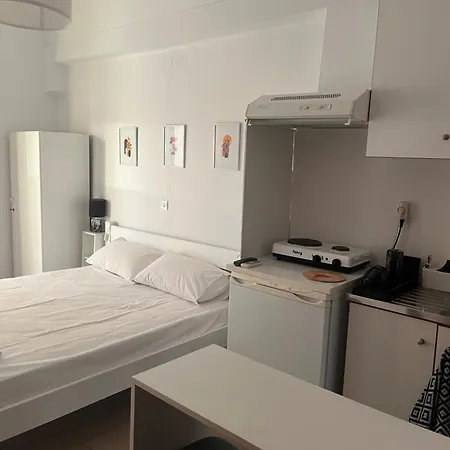 Ermou Apartment